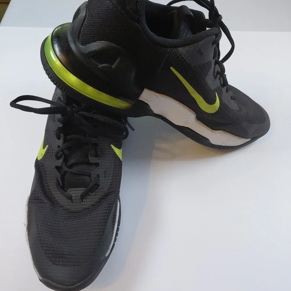 Nike Air Max Alpha Trainer 5 Mens Black Volt Training Shoes DM0829-002 Size 12